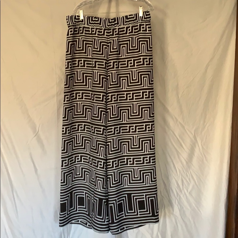 Palazzo pants, patterned